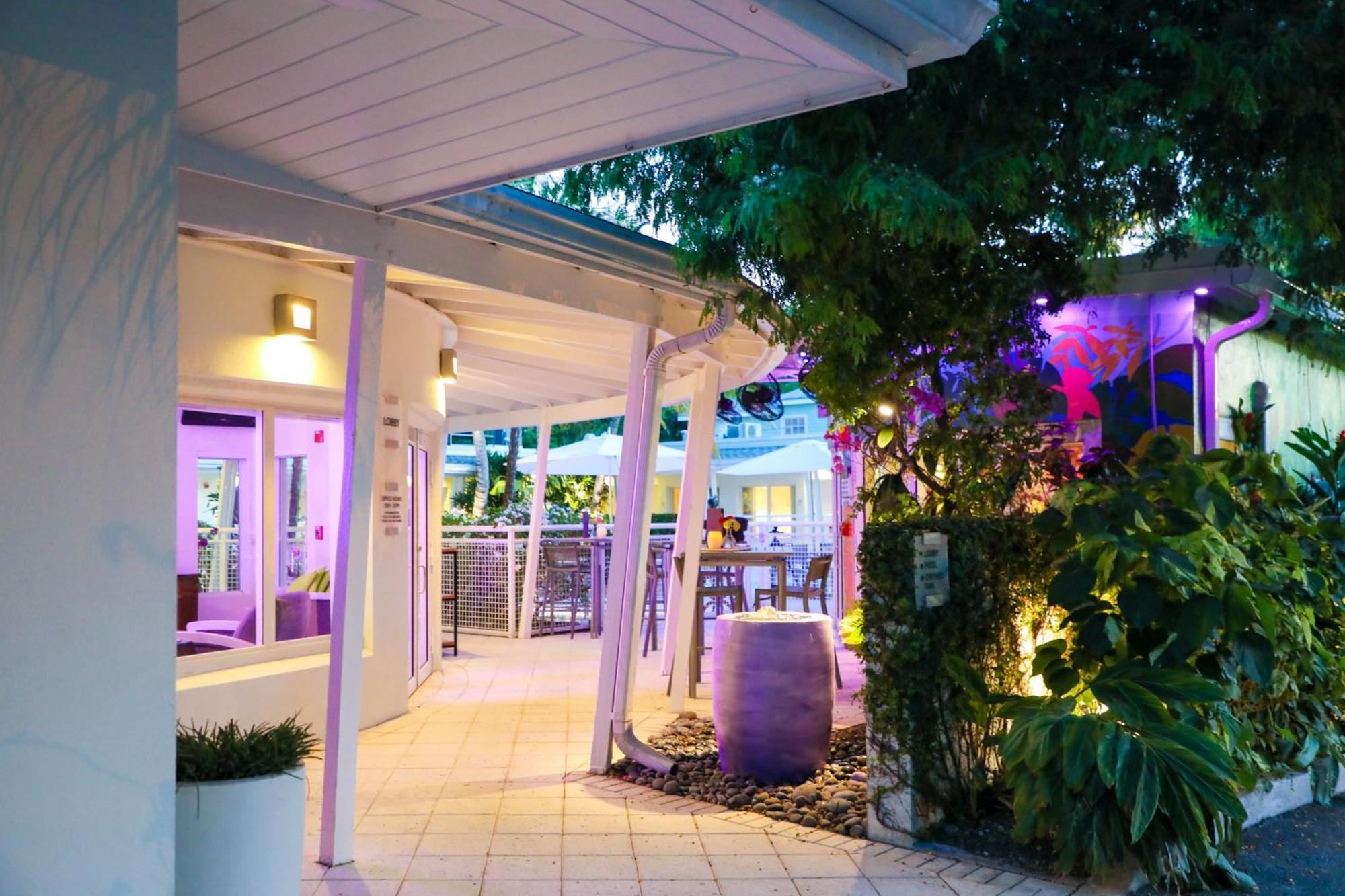 Orchid Key Inn - Adults Only Key West Bagian luar foto