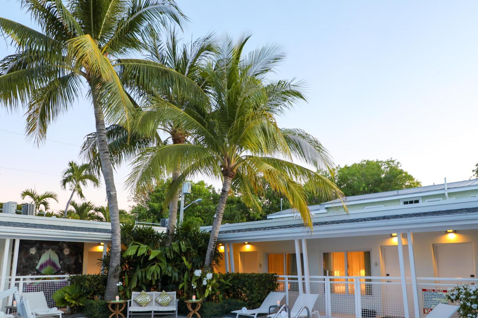 Orchid Key Inn - Adults Only Key West Bagian luar foto